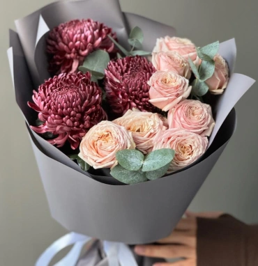 Кустовые розы и хризантемы бигуди