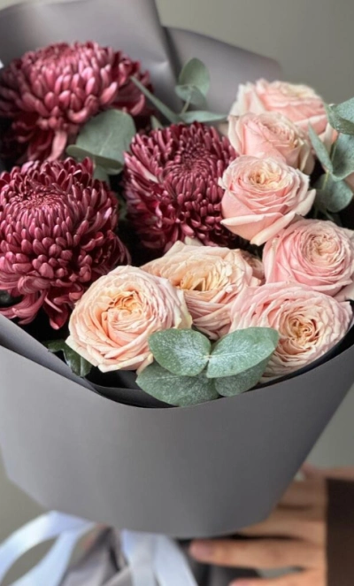 Кустовые розы и хризантемы бигуди