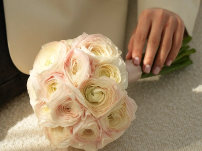 Ранункулюсы в моно-букете 21