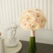 Ранункулюсы в моно-букете 21 2