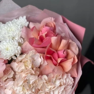 Букет французские розы, гортензия, хризантема 4