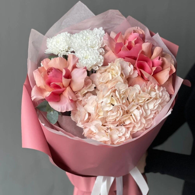 Букет французские розы, гортензия, хризантема