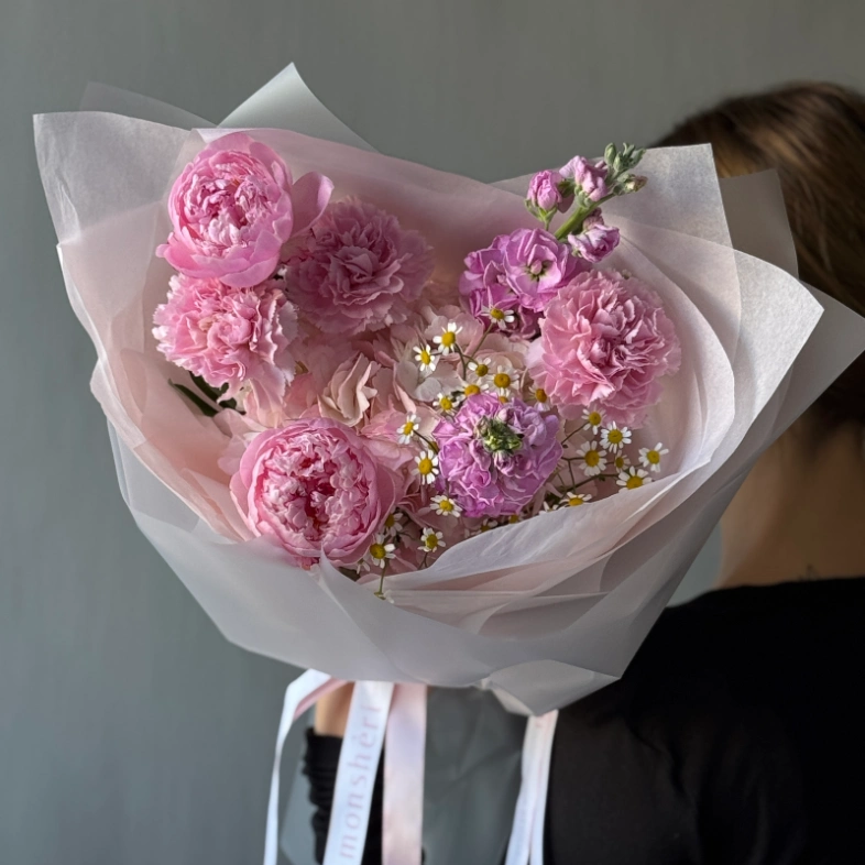 Букет «Летняя романтика» с пионами