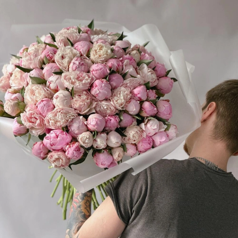 Пионы Сара Бернар 101