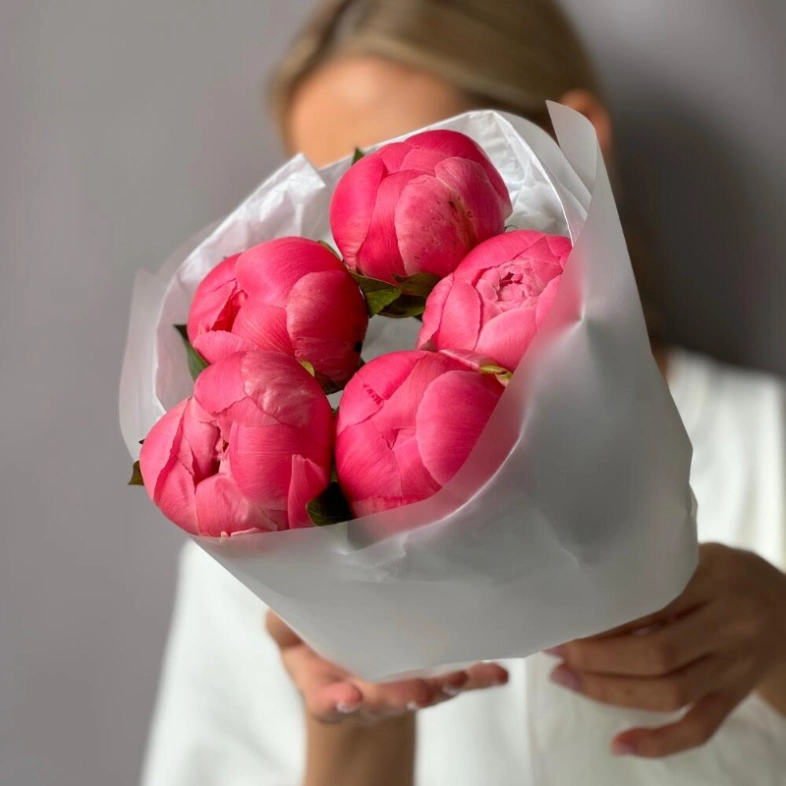 Пионы Coral Charm 5