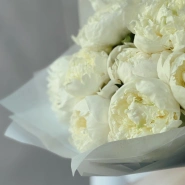 Монобукет Белые Пионы 3