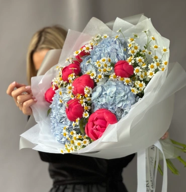 🔥Букет с пионами Coral, гортензией и ромашкой 🌺