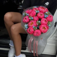 Букет «Rosenrot» / 15 пион Coral Charm-незабудка 0