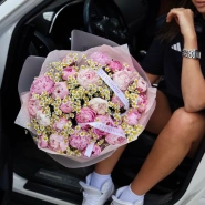 Букет «BARBIE SIZE» / 25 пион Сара Бернар-ромашка 0