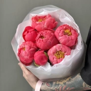 Букет «Пиономания» / пионы 7 Coral Charm 0