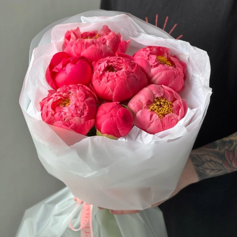 Букет «Пиономания» / пионы 7 Coral Charm