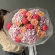 Букет «Coral Charm» | пион-кустовая роза Джульетта - гортензия 0