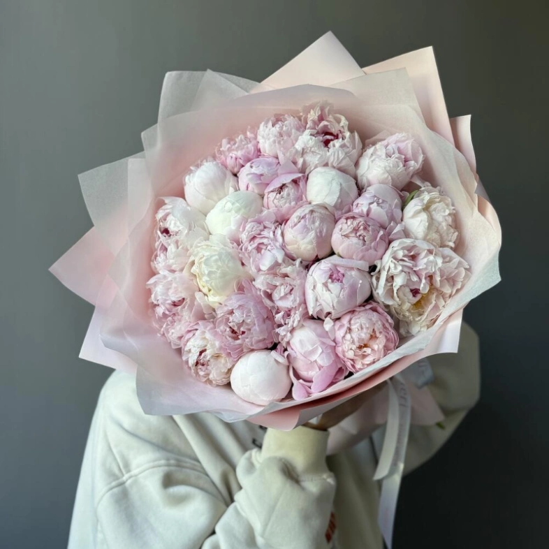 25 пионов Сара Бернар