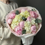 Букет «Лавандовый раф» | пион 8 Сара Бернар - гортензия - эвкалипт 1