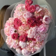 Гортензия, пионы, кустовые розы 0