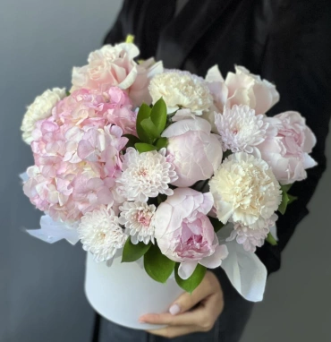 Нежная композиция с Пионами