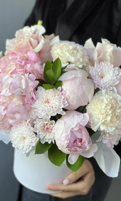 Нежная композиция с Пионами