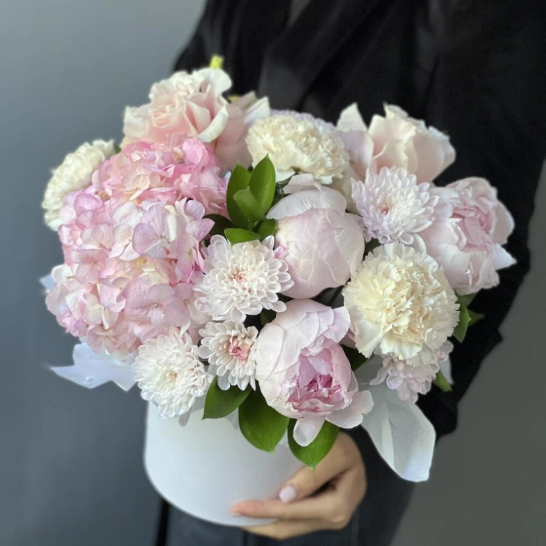 Нежная композиция с Пионами