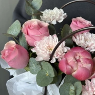 Сумочка «Пиономания» | пион Корал Шарм - эвкалипт - Роза Кения розовая 3