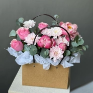 Сумочка «Пиономания» | пион Корал Шарм - эвкалипт - Роза Кения розовая 2