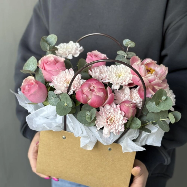 Сумочка «Пиономания» | пион Корал Шарм - эвкалипт - Роза Кения розовая