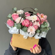 Сумочка «Пиономания» | пион Корал Шарм - эвкалипт - Роза Кения розовая 0