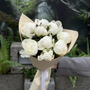 Белоснежные пионы 9 0