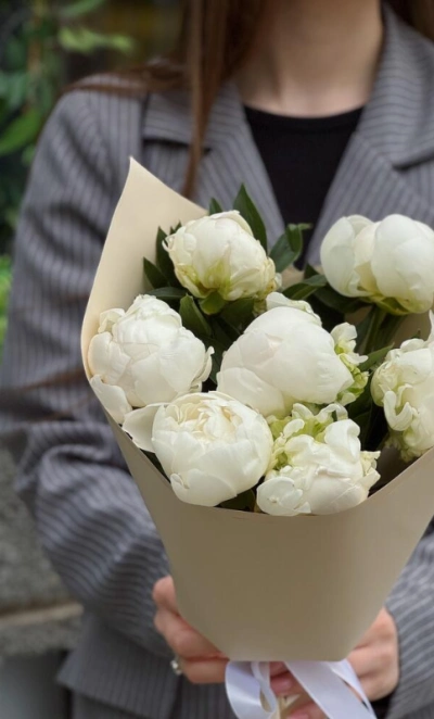 Белоснежные пионы 7