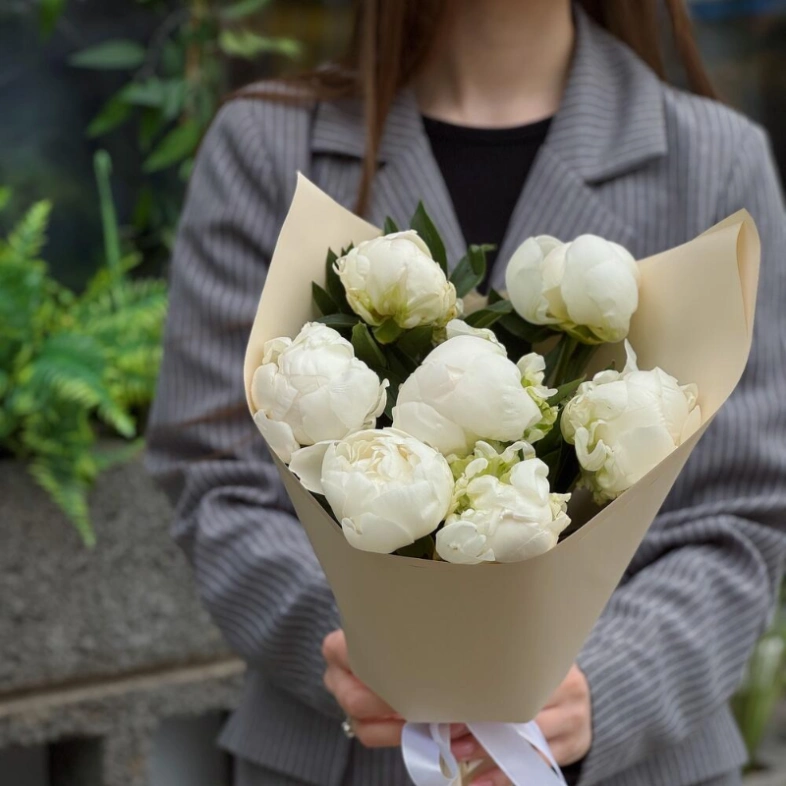 Белоснежные пионы 7