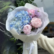 Букет «А это облачко на что похоже?» | пион Сара Бернар - гортензия - маттиола 2
