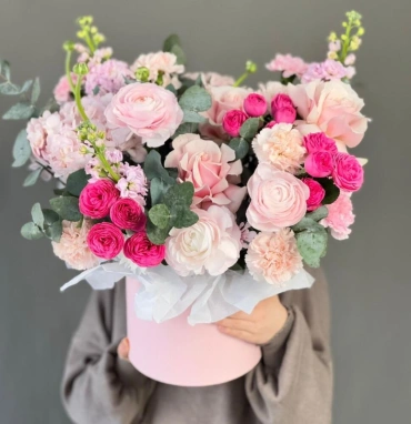 Цветы в коробке «Цветочная сказка»