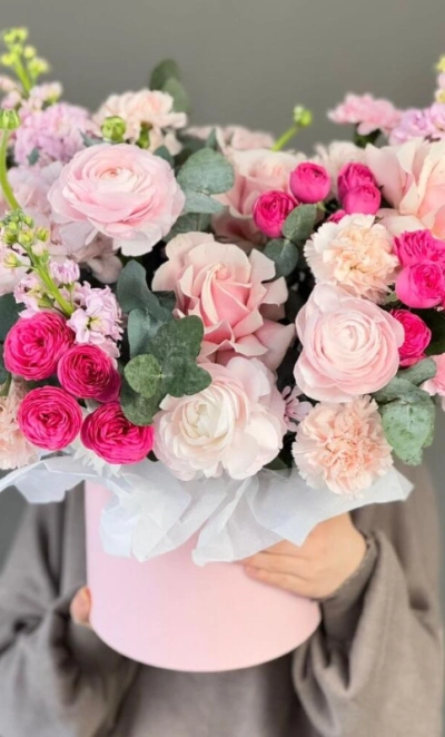 Цветы в коробке «Цветочная сказка»