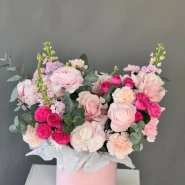 Цветы в коробке «Цветочная сказка» 2