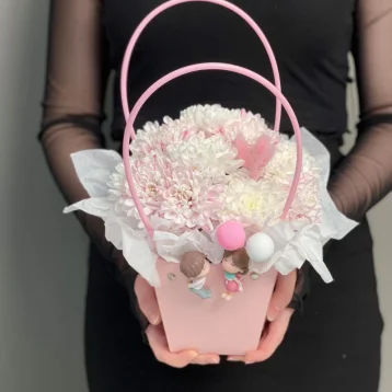 Цветы в коробке «Влюбленная парочка»