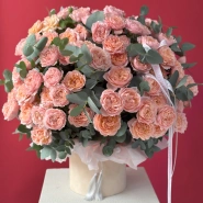 Моно-коробка из пионовидных роз Джульетта 3