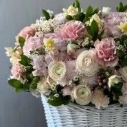 Корзина цветов «Нежная» 1