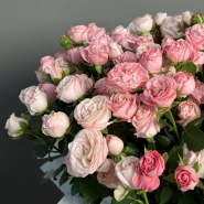 Корзина из кустовых роз 3