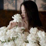 Композиция из белых французских роз 51 3