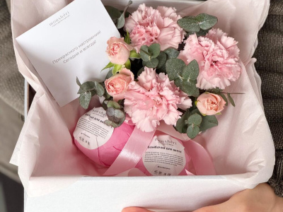 Подарочный бокс с бомбочками «Розовые мечты»