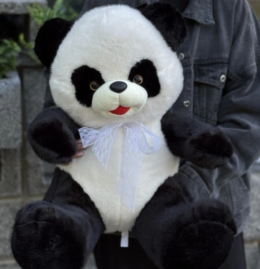 Мишка Панда вегетарианец - любит бамбуковые листья