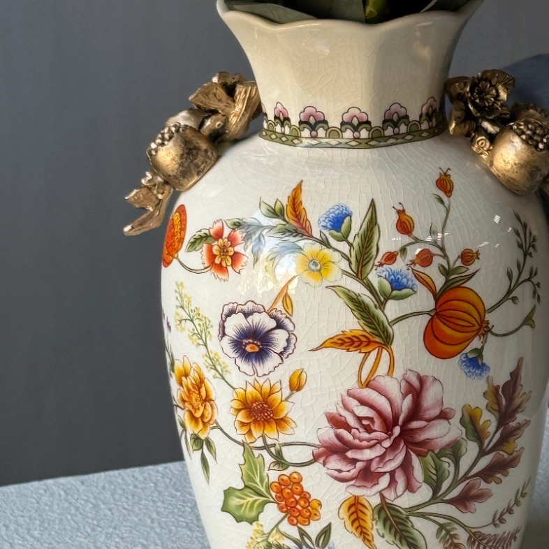 Керамическая винтажная ваза с росписью