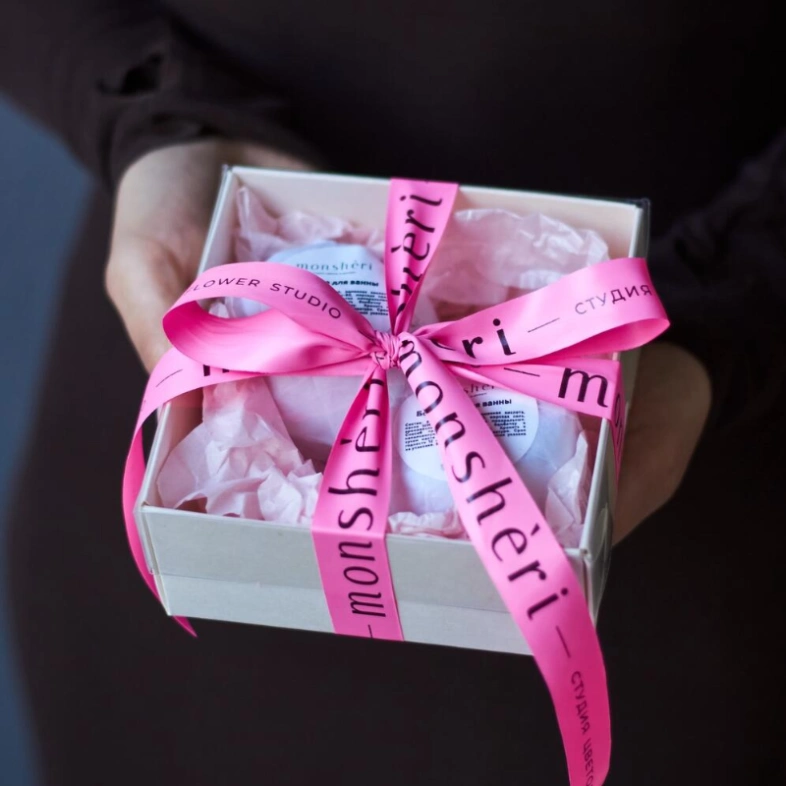 Бокс: Бомбочки розовые с ароматом MADAM KIERA 2 в наборе