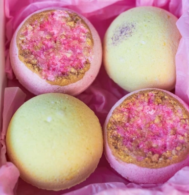 Подарочный бокс с бомбочками премиум 4 в наборе