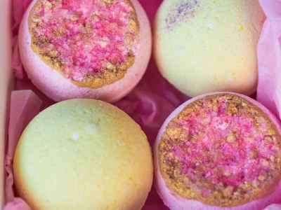 Подарочный бокс с бомбочками премиум 4 в наборе