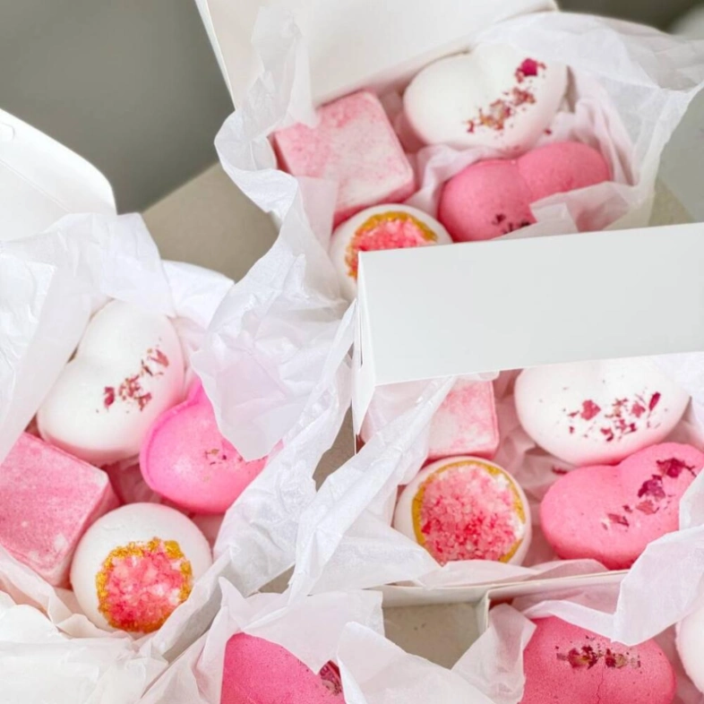Ароматные бомбочки для ванны Love is