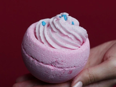 WOW Бомбочка-гигант с уткой внутри