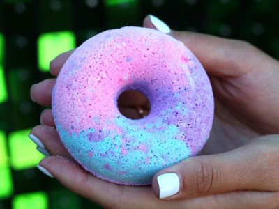 Бомбочка для ванны «Пончик разноцветный»