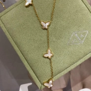 Колье на цепочке в стиле Van C 1