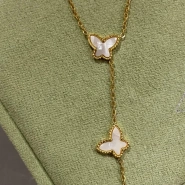 Колье на цепочке в стиле Van C 3