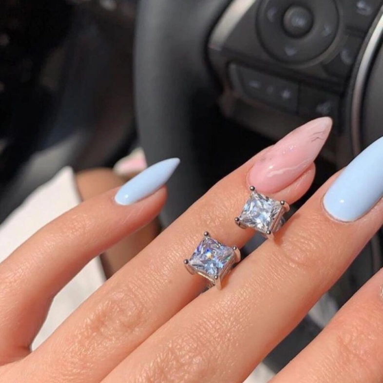 Серьги пусеты с цирконами